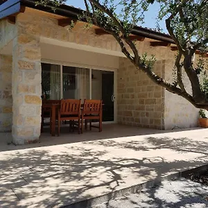 Morovi Dvori Apartman Drage